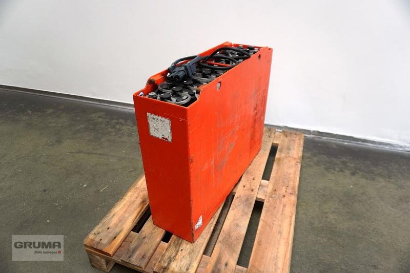 Sonstige Teile typu Gruma 24 Volt 3 PzS 375 Ah, Gebrauchtmaschine v Friedberg-Derching (Obrázek 2)