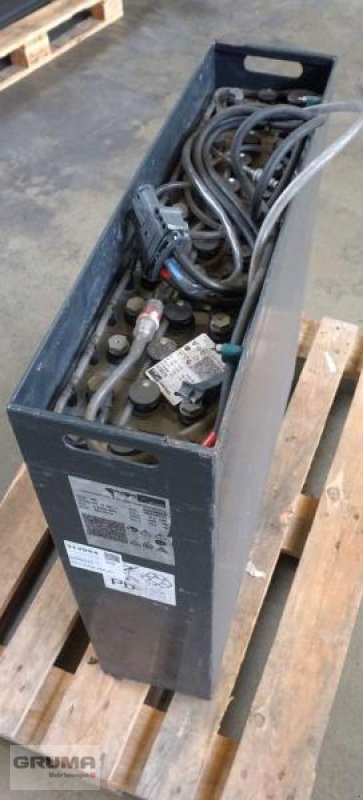 Sonstige Teile типа Gruma 24 Volt 3 PzS 465 Ah, Gebrauchtmaschine в Friedberg-Derching (Фотография 2)