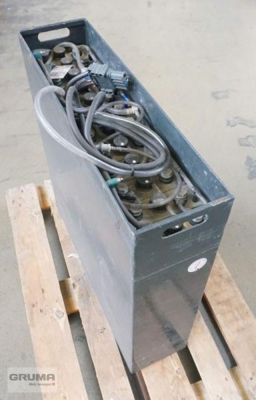 Sonstige Teile типа Gruma 24 Volt 3 PzS 465 Ah, Gebrauchtmaschine в Friedberg-Derching (Фотография 3)