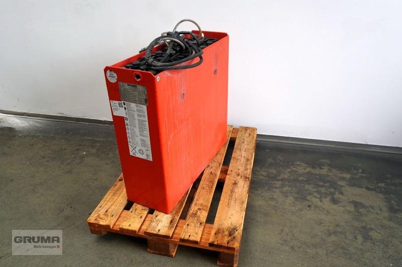Sonstige Teile typu Gruma 24 Volt 4 PzS 620 Ah, Gebrauchtmaschine v Friedberg-Derching (Obrázek 1)