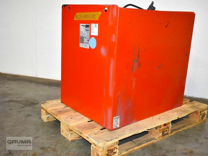 Sonstige Teile Türe ait Gruma 48 Volt 5 PzS 775 Ah, Gebrauchtmaschine içinde Friedberg-Derching (resim 1)