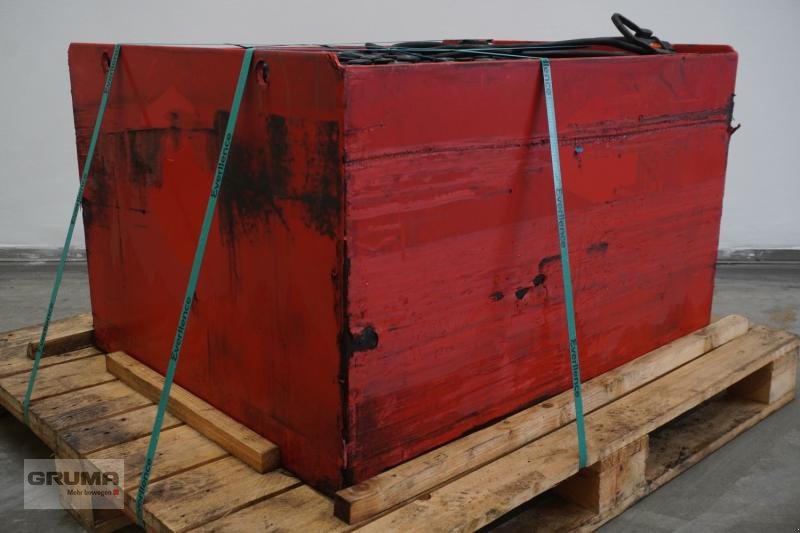 Sonstige Teile of the type Gruma 80 Volt 5 PzQ 690 Ah, Gebrauchtmaschine in Friedberg-Derching (Picture 2)