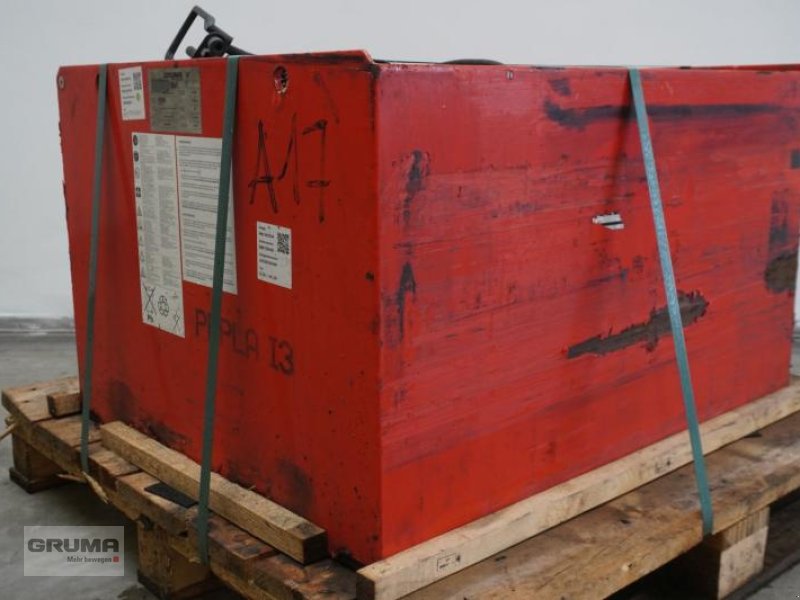 Sonstige Teile of the type Gruma 80 Volt 5 PzQ 690 Ah, Gebrauchtmaschine in Friedberg-Derching (Picture 1)