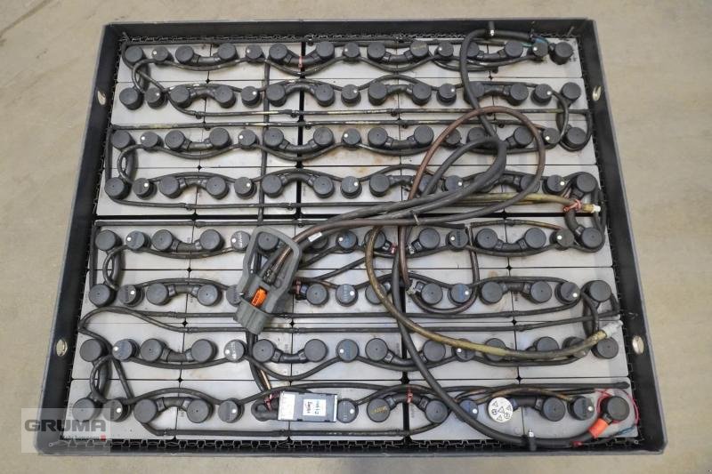 Sonstige Teile of the type Gruma 80 Volt 5 PzS 775 Ah, Gebrauchtmaschine in Friedberg-Derching (Picture 3)