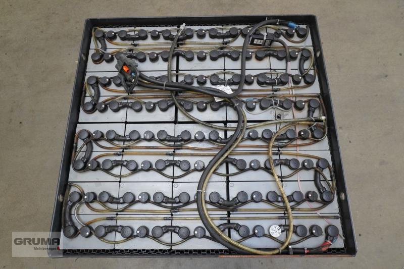 Sonstige Teile of the type Gruma 80 Volt 6 PzS 930 Ah, Gebrauchtmaschine in Friedberg-Derching (Picture 3)