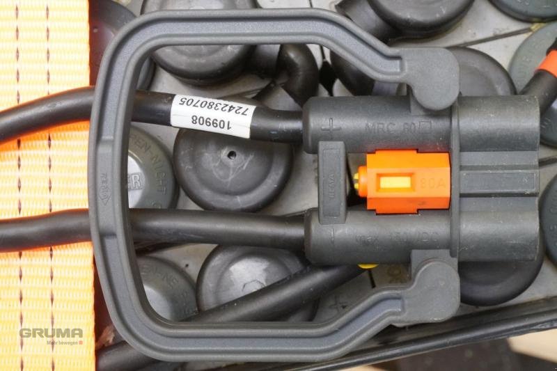 Sonstige Teile du type Hawker 24 Volt 2 PzV 162 Ah, Gebrauchtmaschine en Friedberg-Derching (Photo 4)