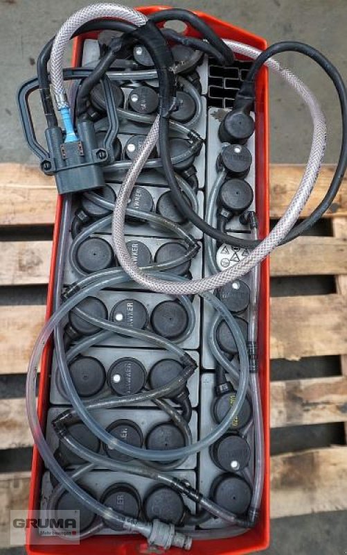 Sonstige Teile типа Hawker 24 Volt 3 PzB 225 Ah, Gebrauchtmaschine в Friedberg-Derching (Фотография 3)