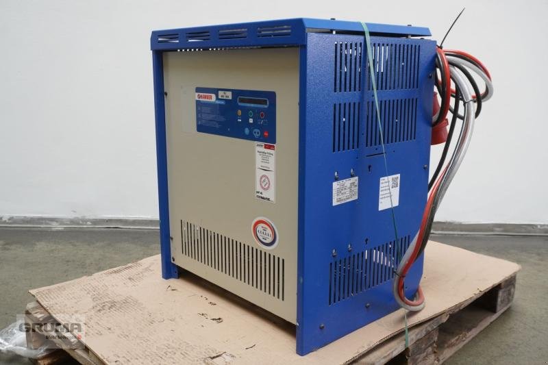 Sonstige Teile a típus Hawker Masterline EU D 48V/90A, Gebrauchtmaschine ekkor: Friedberg-Derching (Kép 1)