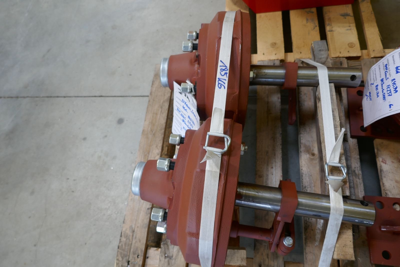 Sonstige Teile typu New Holland Bremsachsstummel für NH und CASE, Gebrauchtmaschine v Villach (Obrázek 3)