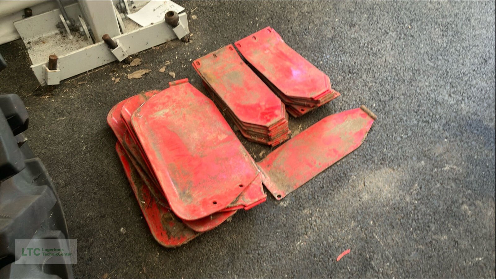 Sonstige Teile des Typs Pöttinger Verschleißkufen für Novacat 301 & Novadisc 812, Gebrauchtmaschine in Redlham (Bild 5)