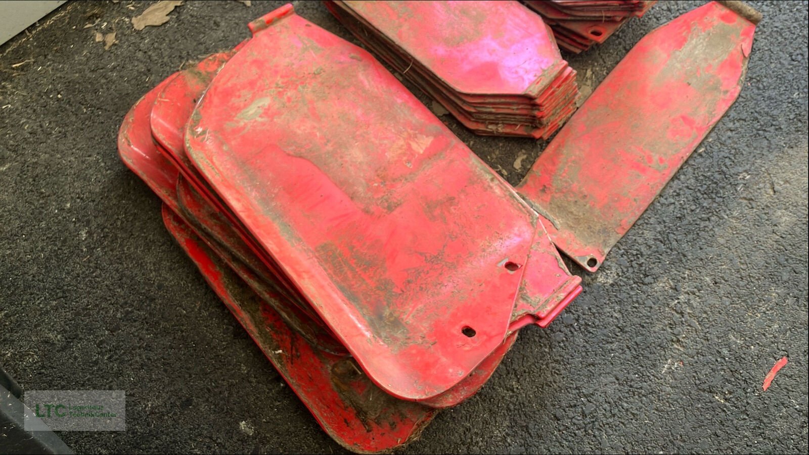 Sonstige Teile des Typs Pöttinger Verschleißkufen für Novacat 301 & Novadisc 812, Gebrauchtmaschine in Redlham (Bild 6)