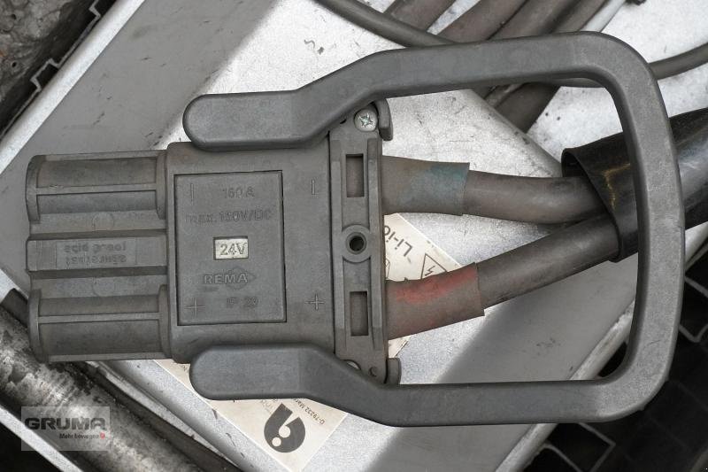 Sonstige Teile Türe ait Rottmann Automation 24 Volt  240 Ah, Gebrauchtmaschine içinde Friedberg-Derching (resim 4)