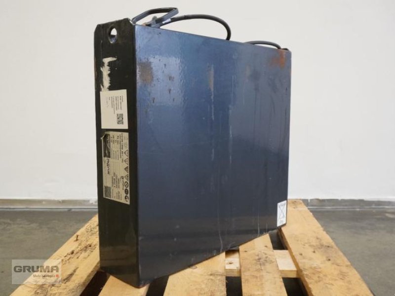 Sonstige Teile des Typs Sonstige 24 Volt 2 PzB 150 Ah, Gebrauchtmaschine in Friedberg-Derching (Bild 1)