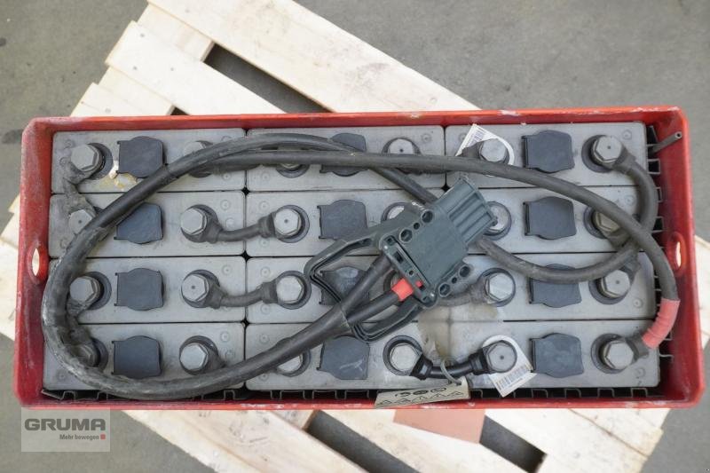 Sonstige Teile tip Sonstige 24 Volt 2 PzS 375 Ah, Gebrauchtmaschine in Friedberg-Derching (Poză 4)