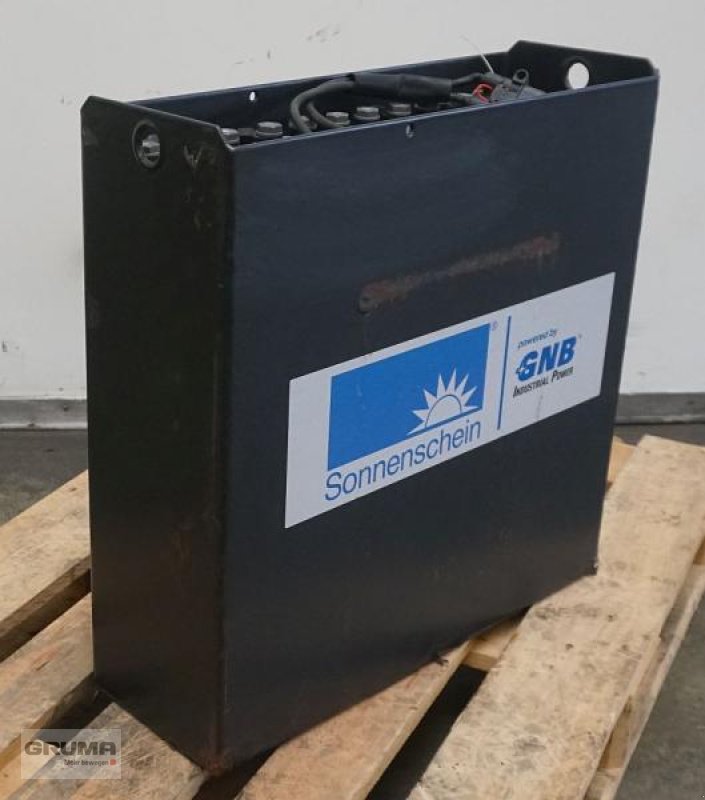 Sonstige Teile typu Sonstige 24 Volt 2 PzV 200 Ah, Gebrauchtmaschine v Friedberg-Derching (Obrázek 2)