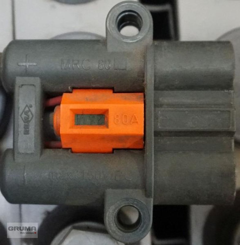 Sonstige Teile typu Sonstige 24 Volt 2 PzV 200 Ah, Gebrauchtmaschine v Friedberg-Derching (Obrázek 5)