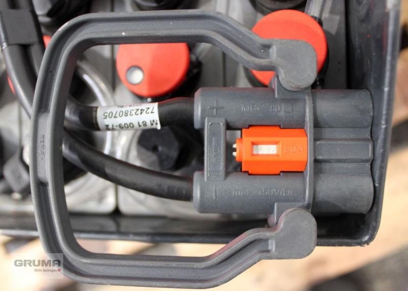 Sonstige Teile του τύπου Sonstige 24 Volt 3 PzB 225 Ah, Gebrauchtmaschine σε Friedberg-Derching (Φωτογραφία 4)