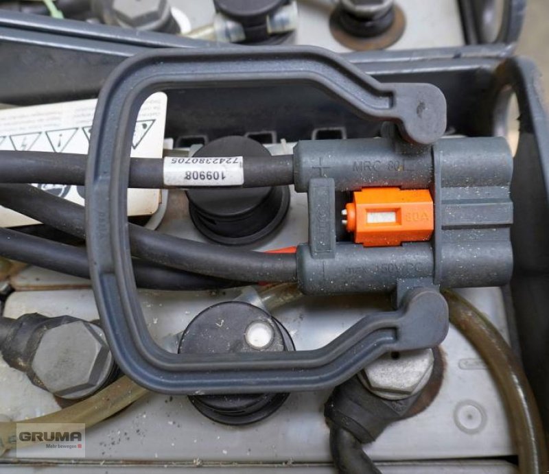 Sonstige Teile typu Sonstige 24 Volt 3 PzS 375 Ah, Gebrauchtmaschine v Friedberg-Derching (Obrázek 6)