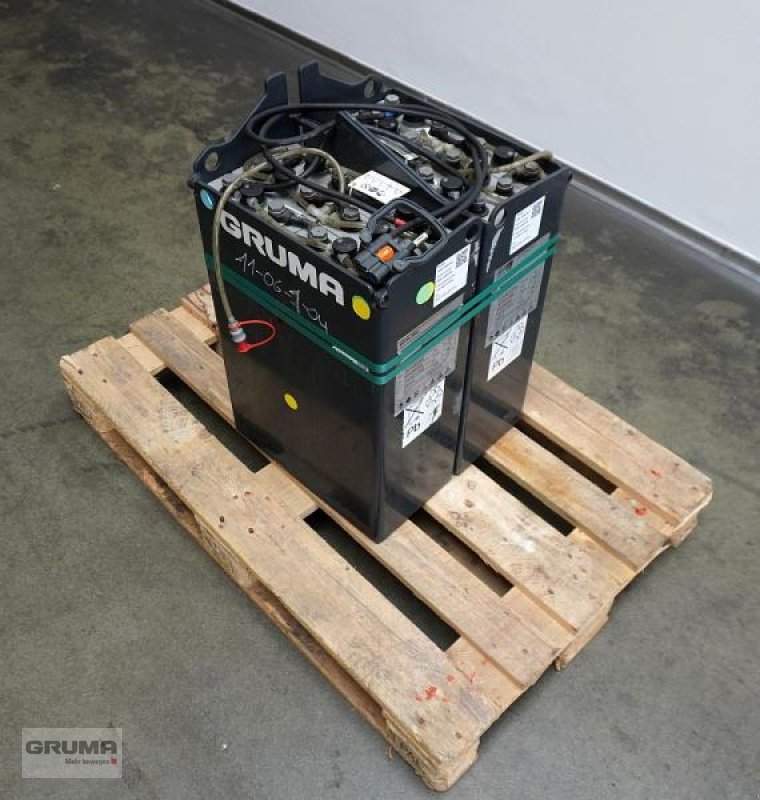 Sonstige Teile del tipo Sonstige 24 Volt 3 PzS 375 Ah, Gebrauchtmaschine In Friedberg-Derching (Immagine 4)