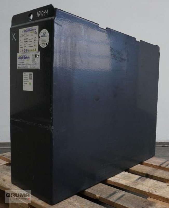 Sonstige Teile tip Sonstige 24 Volt 4 PzS 620 Ah, Gebrauchtmaschine in Friedberg-Derching (Poză 1)