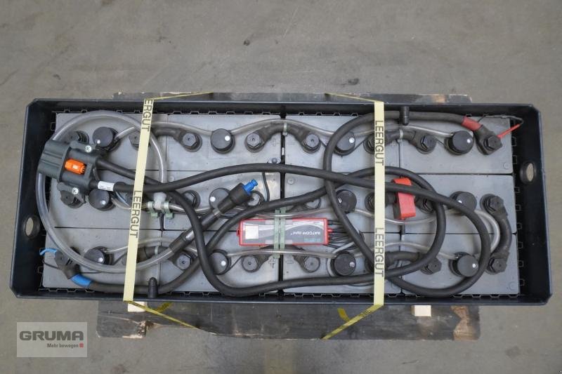 Sonstige Teile tip Sonstige 24 Volt 5 PzS 575 Ah, Gebrauchtmaschine in Friedberg-Derching (Poză 3)