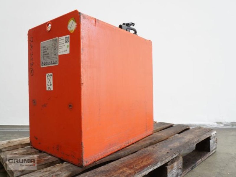 Sonstige Teile typu Sonstige 24 Volt 5 PzS 625 Ah, Gebrauchtmaschine v Friedberg-Derching (Obrázek 1)