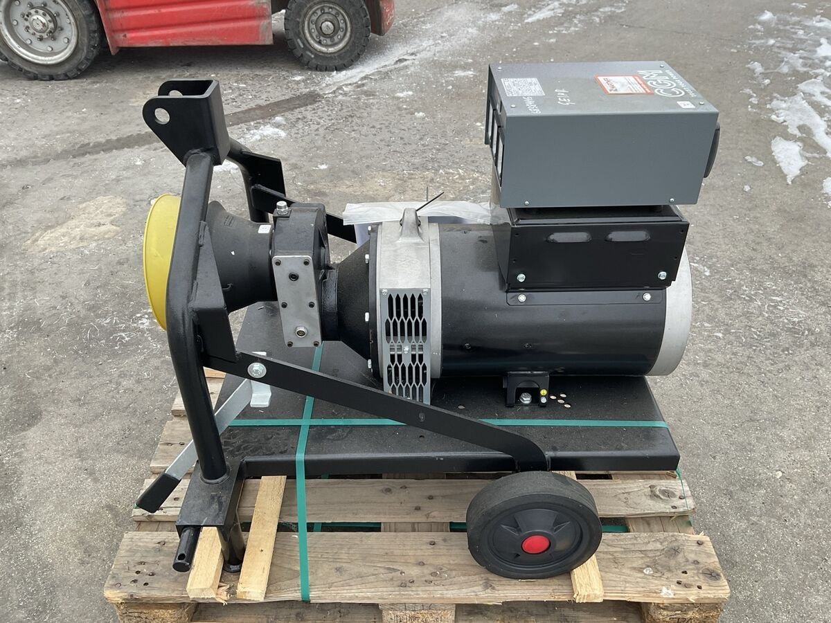 Sonstige Teile Türe ait Sonstige Hartner Zapfwellengenerator IP 23 30 kVA (30TRL-, Neumaschine içinde Zwettl (resim 9)