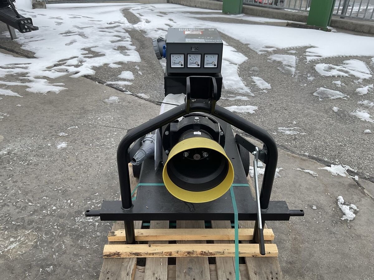 Sonstige Teile Türe ait Sonstige Hartner Zapfwellengenerator IP 23 30 kVA (30TRL-, Neumaschine içinde Zwettl (resim 5)