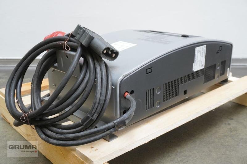 Sonstige Teile typu Sonstige Select 48V/100A, Gebrauchtmaschine v Friedberg-Derching (Obrázek 1)