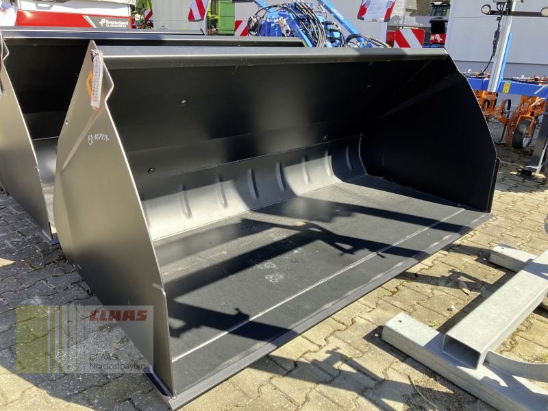 Sonstige Traktoren del tipo Alö 11255887Q BUCKET 245 VM EURO, Neumaschine In Schwend