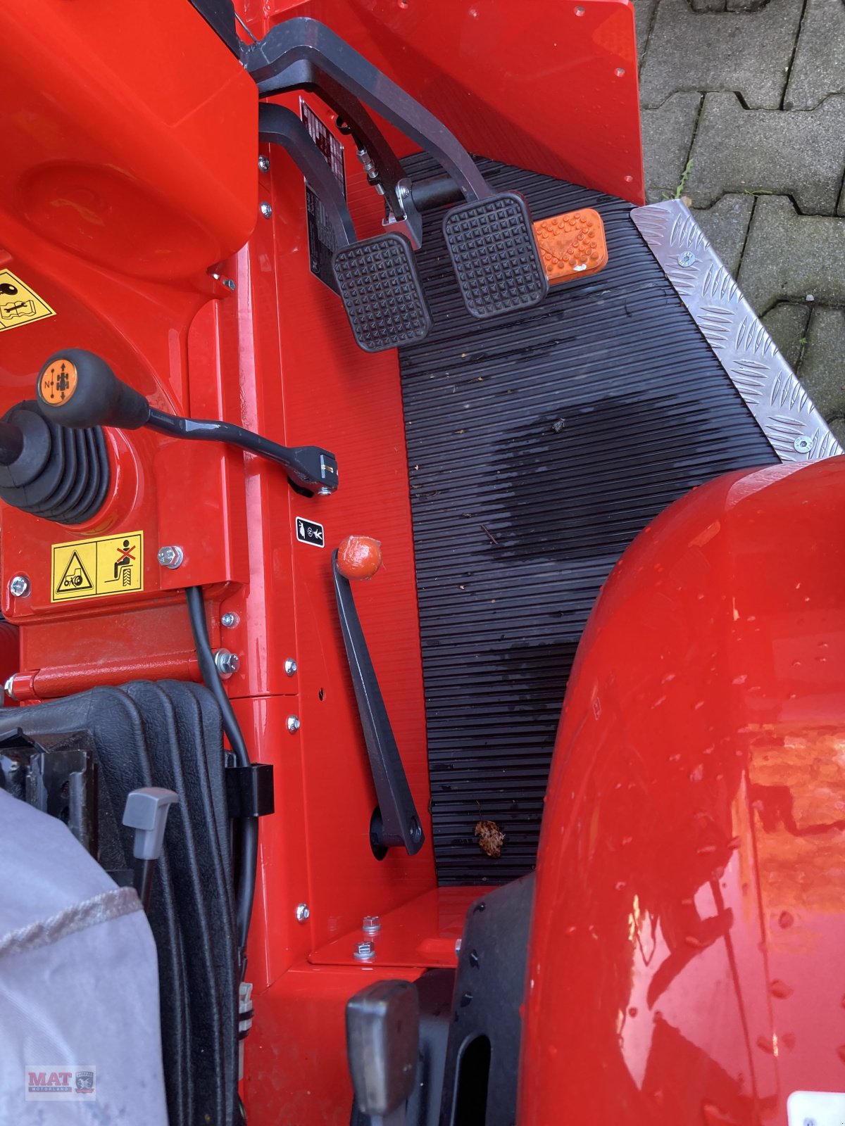 Sonstige Traktoren des Typs Antonio Carraro TRX 7800 S, Neumaschine in Waldkraiburg (Bild 4)