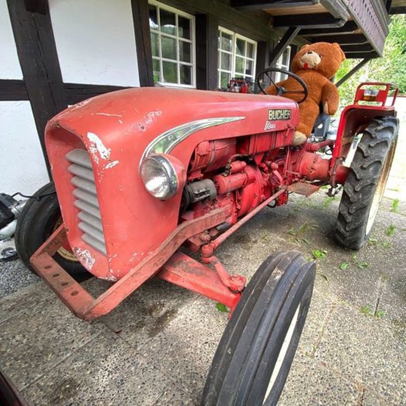 Sonstige Traktoren typu Bucher D2000, Gebrauchtmaschine w Frieswil (Zdjęcie 2)