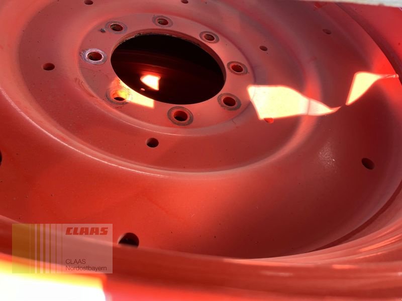 Sonstige Traktoren типа CLAAS KRS 540/65R28+650/65R38 MITAS, Gebrauchtmaschine в Hollfeld (Фотография 11)