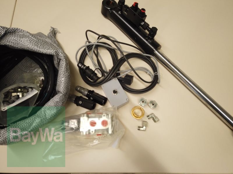 Sonstige Traktoren des Typs Fendt FENDT HYDR. SEITENVER. +KOMFOR, Gebrauchtmaschine in Erbach (Bild 3)