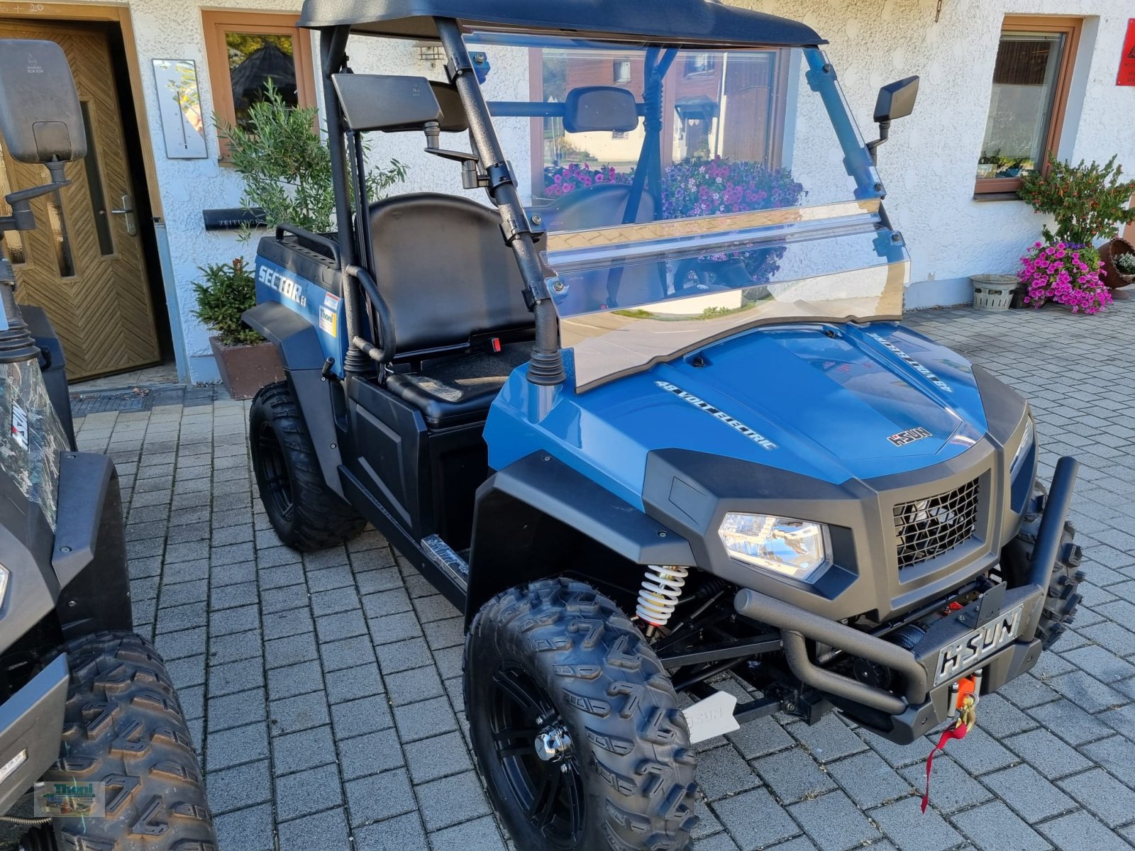 Sonstige Traktoren des Typs Hisun Sector E1, Neumaschine in Tann (Bild 11)