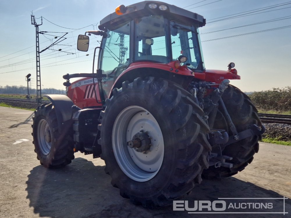 Sonstige Traktoren del tipo Massey Ferguson 7724s, Neumaschine In Dormagen (Immagine 4)