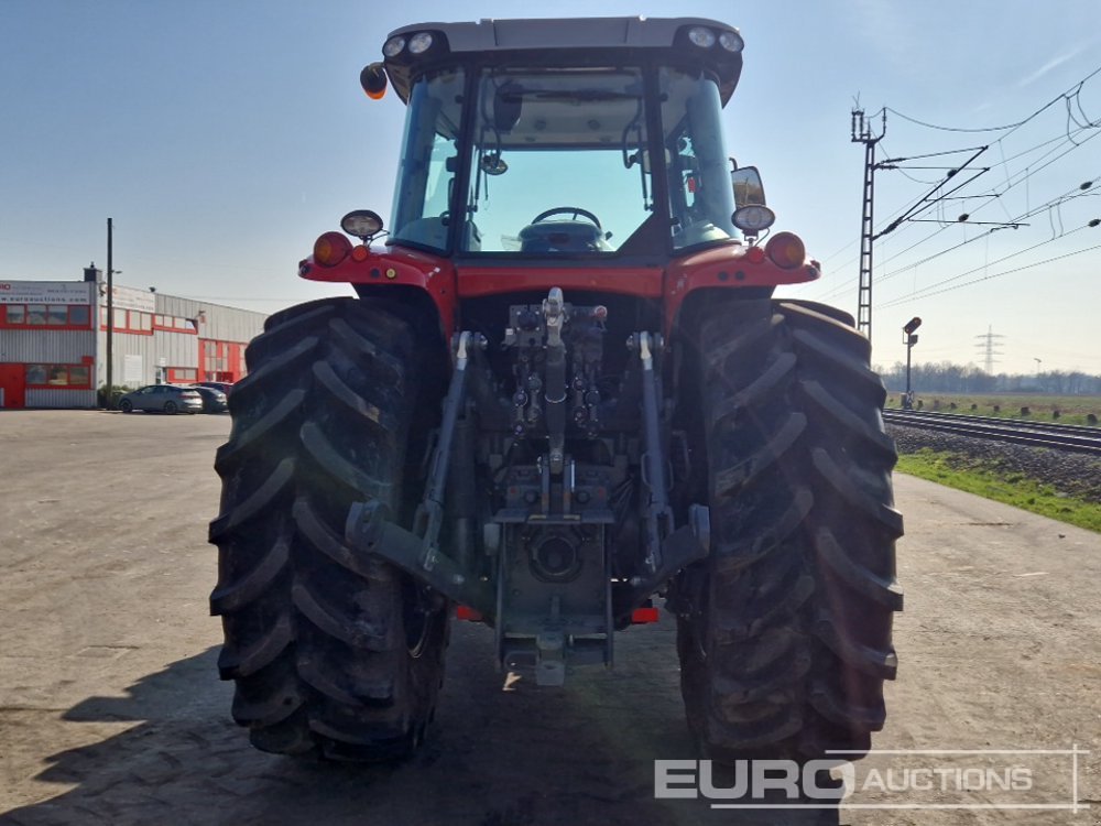 Sonstige Traktoren del tipo Massey Ferguson 7724s, Neumaschine In Dormagen (Immagine 6)