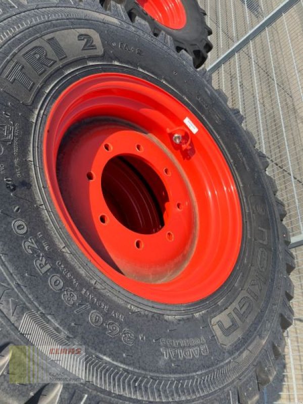 Sonstige Traktoren des Typs Nokian KRS 360/80R20 + 480/80R30, Neumaschine in Cham (Bild 4)