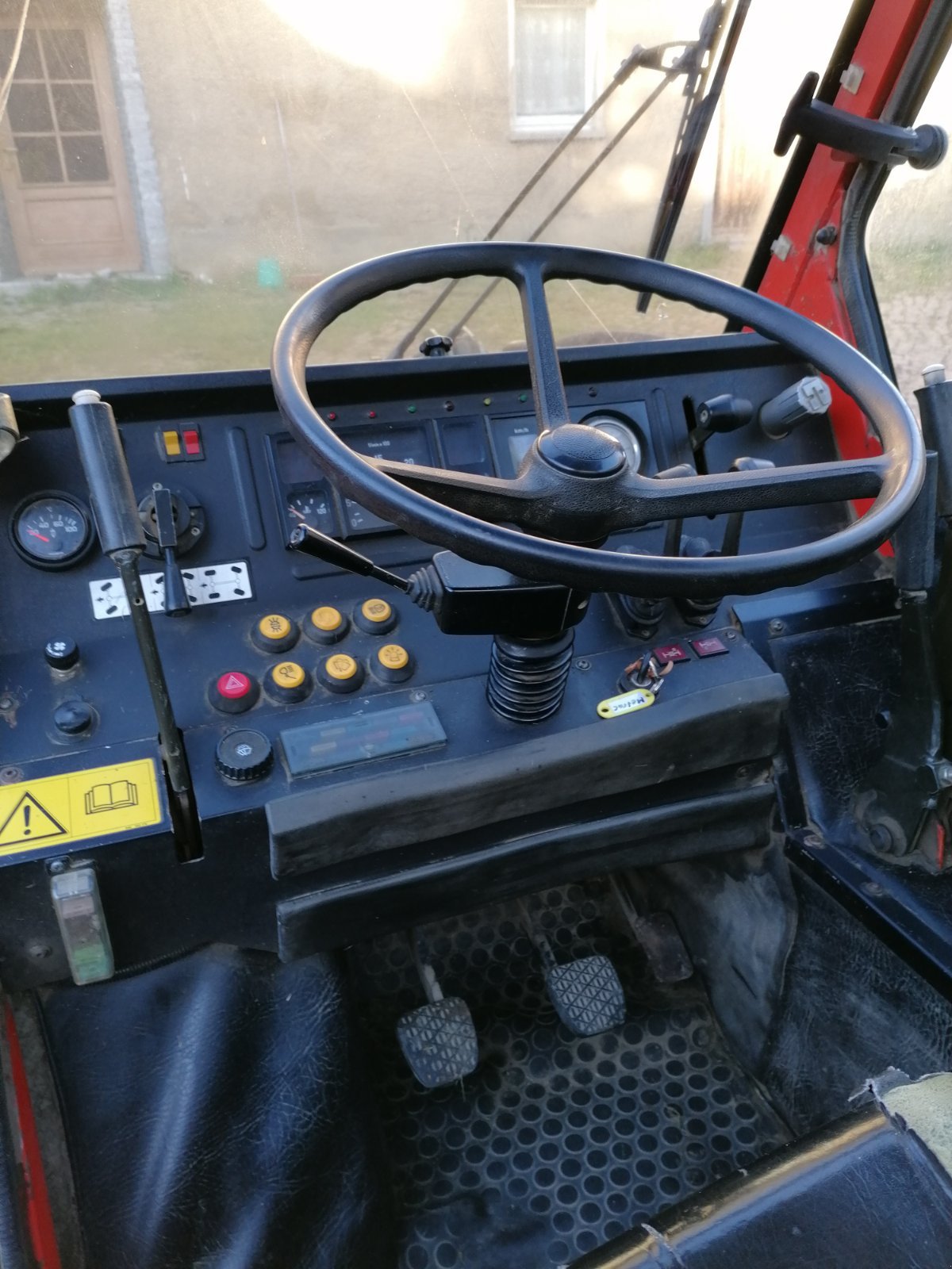 Sonstige Traktoren des Typs Reform Metrac 4004 H, Gebrauchtmaschine in Limbach-oberfrohna (Bild 4)