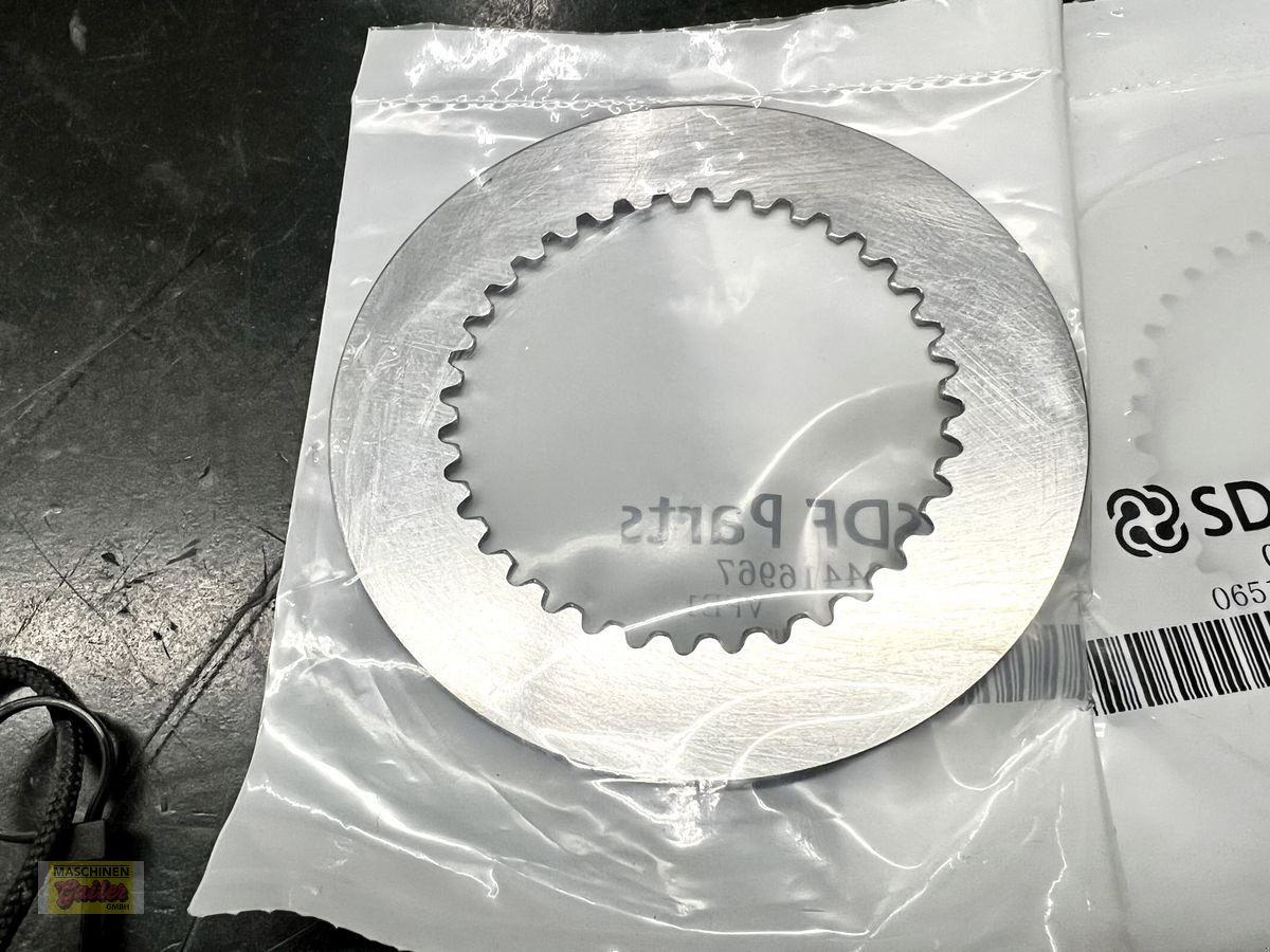 Sonstige Traktorteile des Typs Deutz SDF 04416760 // 04416967 AV35 Kupplungsscheiben, Neumaschine in Kötschach (Bild 1)