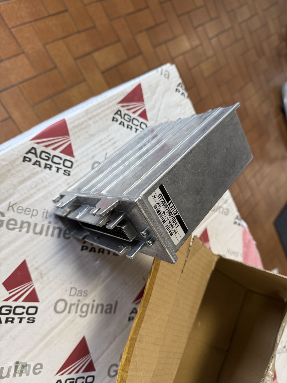 Sonstige Traktorteile des Typs Fendt Ersatzeile 400-900  SCR,S4,Com3 Xylon,GT Farmer, Neumaschine in Markt Hartmannsdorf (Bild 19)