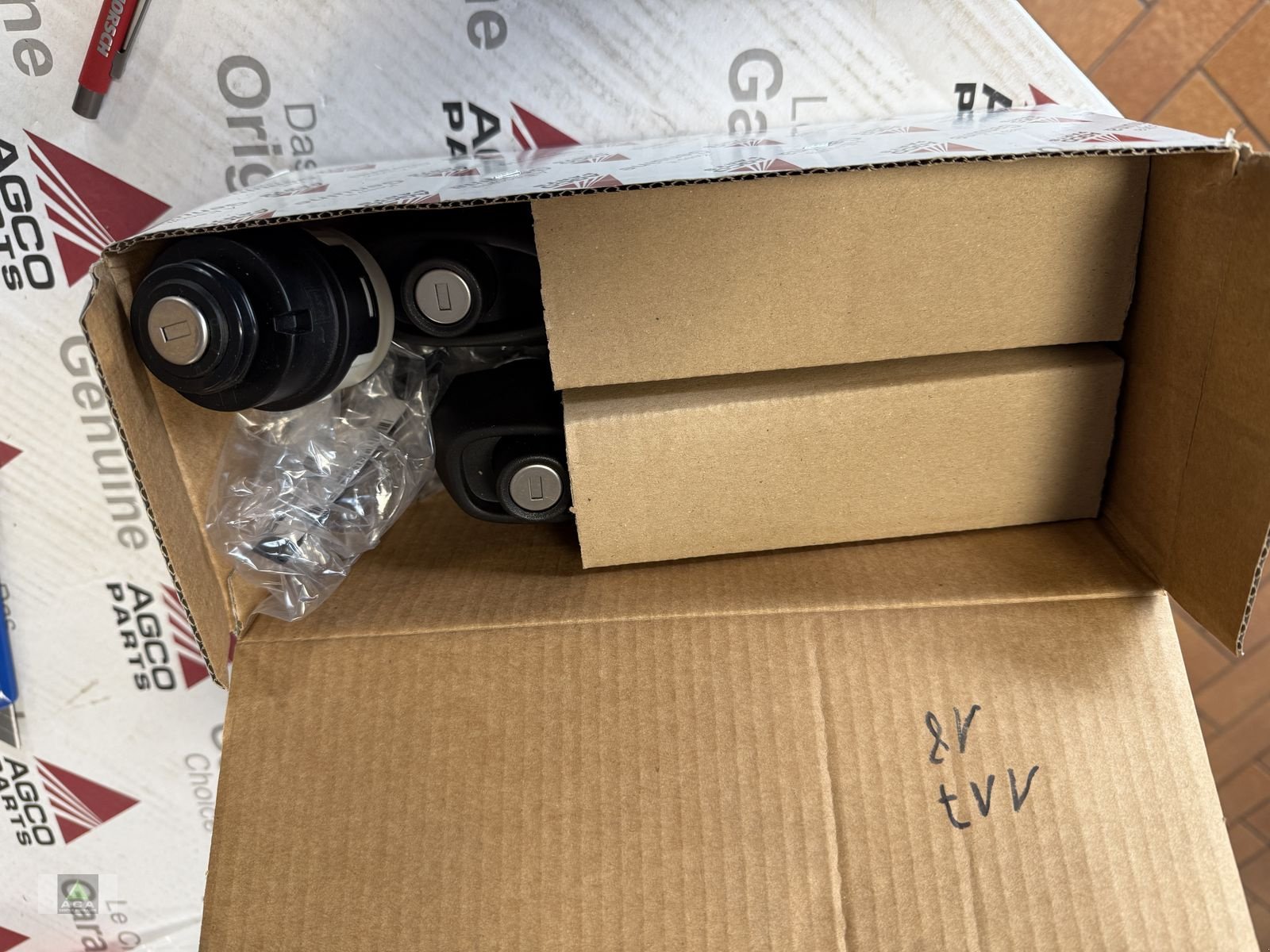 Sonstige Traktorteile des Typs Fendt Ersatzeile 400-900  SCR,S4,Com3 Xylon,GT Farmer, Neumaschine in Markt Hartmannsdorf (Bild 14)