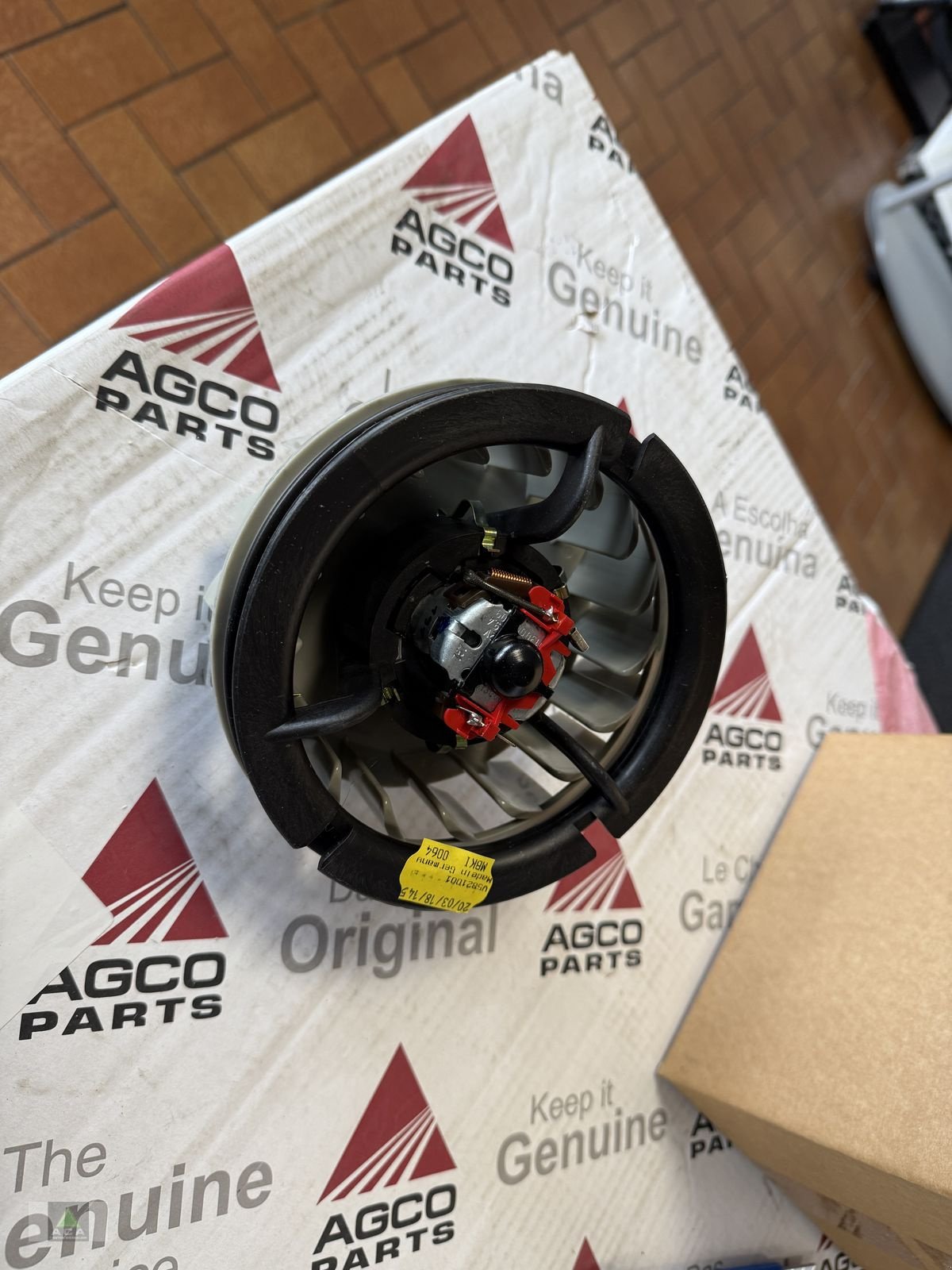 Sonstige Traktorteile of the type Fendt Ersatzeile 400-900  SCR,S4,Com3 Xylon,GT Farmer, Neumaschine in Markt Hartmannsdorf (Picture 15)