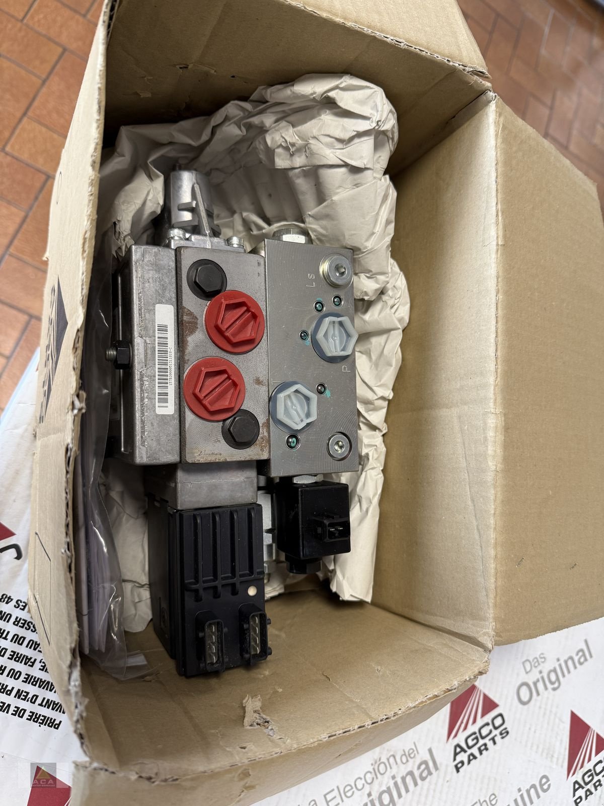 Sonstige Traktorteile of the type Fendt Ersatzeile 400-900  SCR,S4,Com3 Xylon,GT Farmer, Neumaschine in Markt Hartmannsdorf (Picture 10)