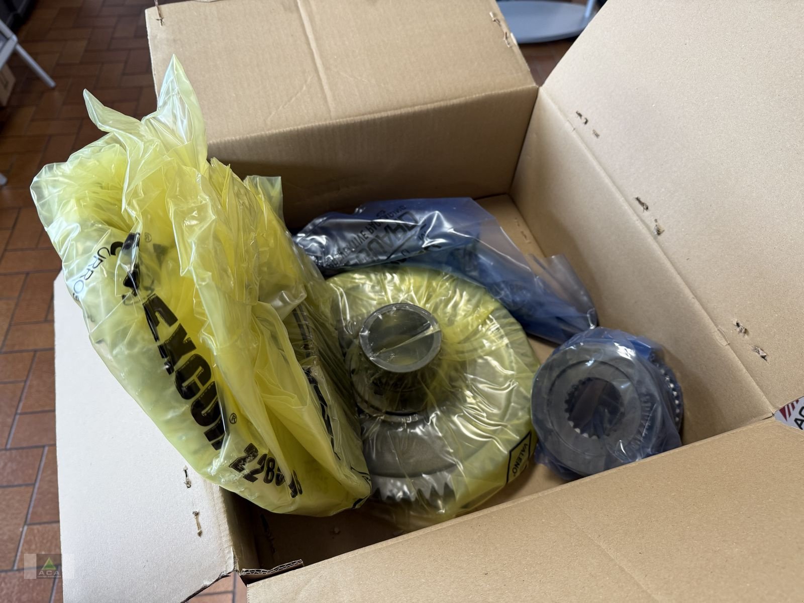 Sonstige Traktorteile of the type Fendt Ersatzeile 400-900  SCR,S4,Com3 Xylon,GT Farmer, Neumaschine in Markt Hartmannsdorf (Picture 9)