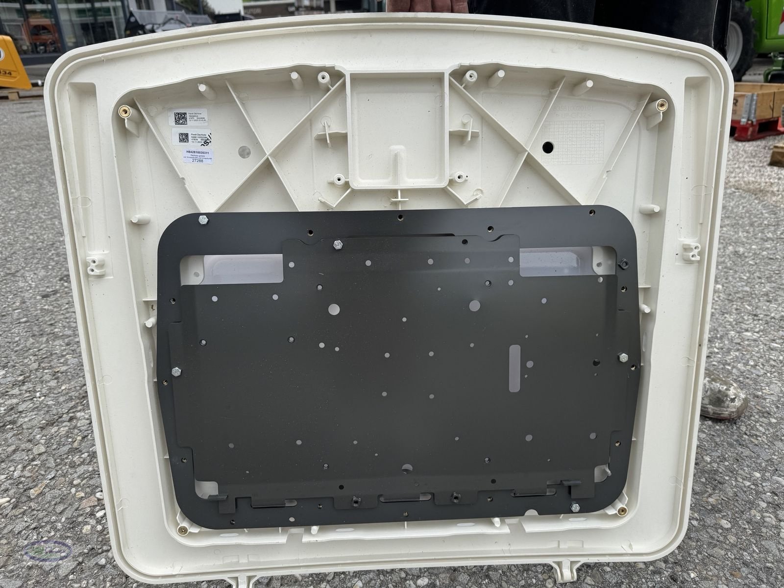 Sonstige Traktorteile des Typs Fendt Fendt Dachlucke Vario 300, Neumaschine in Münzkirchen (Bild 5)