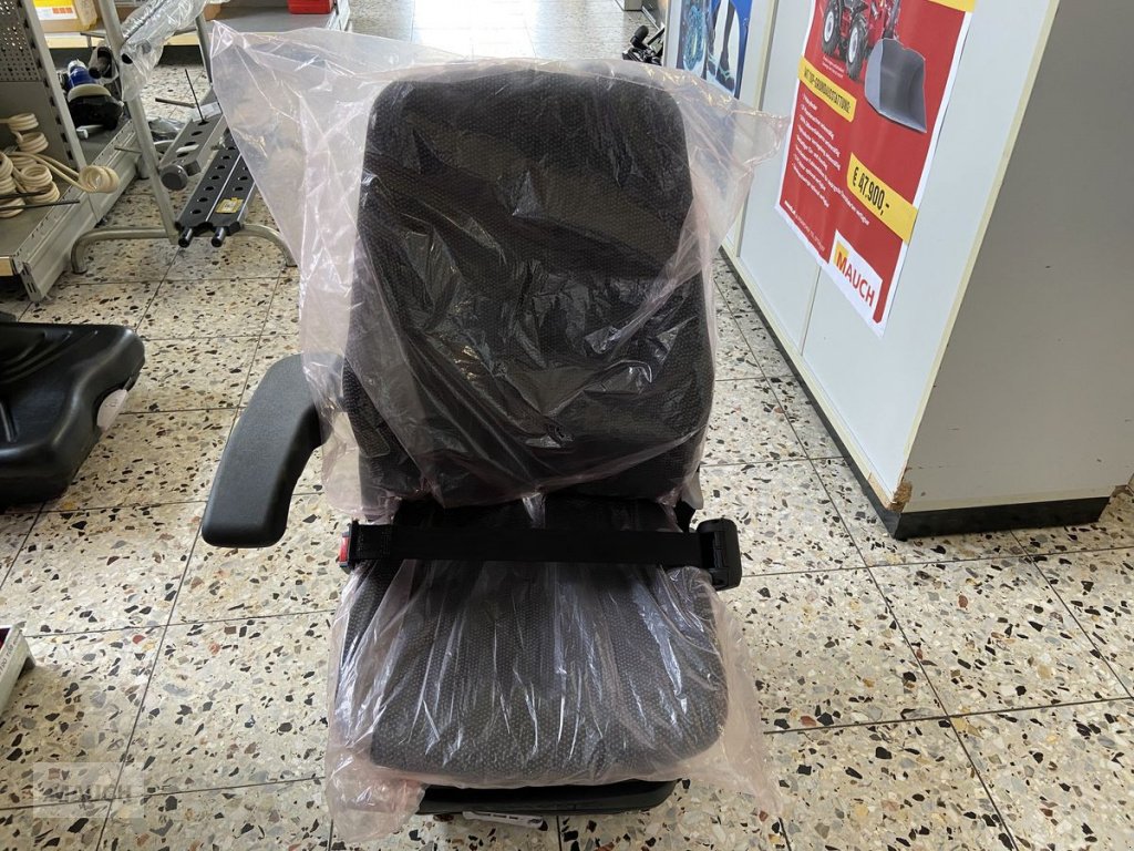 Sonstige Traktorteile Türe ait Grammer Grammer Sitz MSG85/722 Mech., Neumaschine içinde Burgkirchen (resim 2)