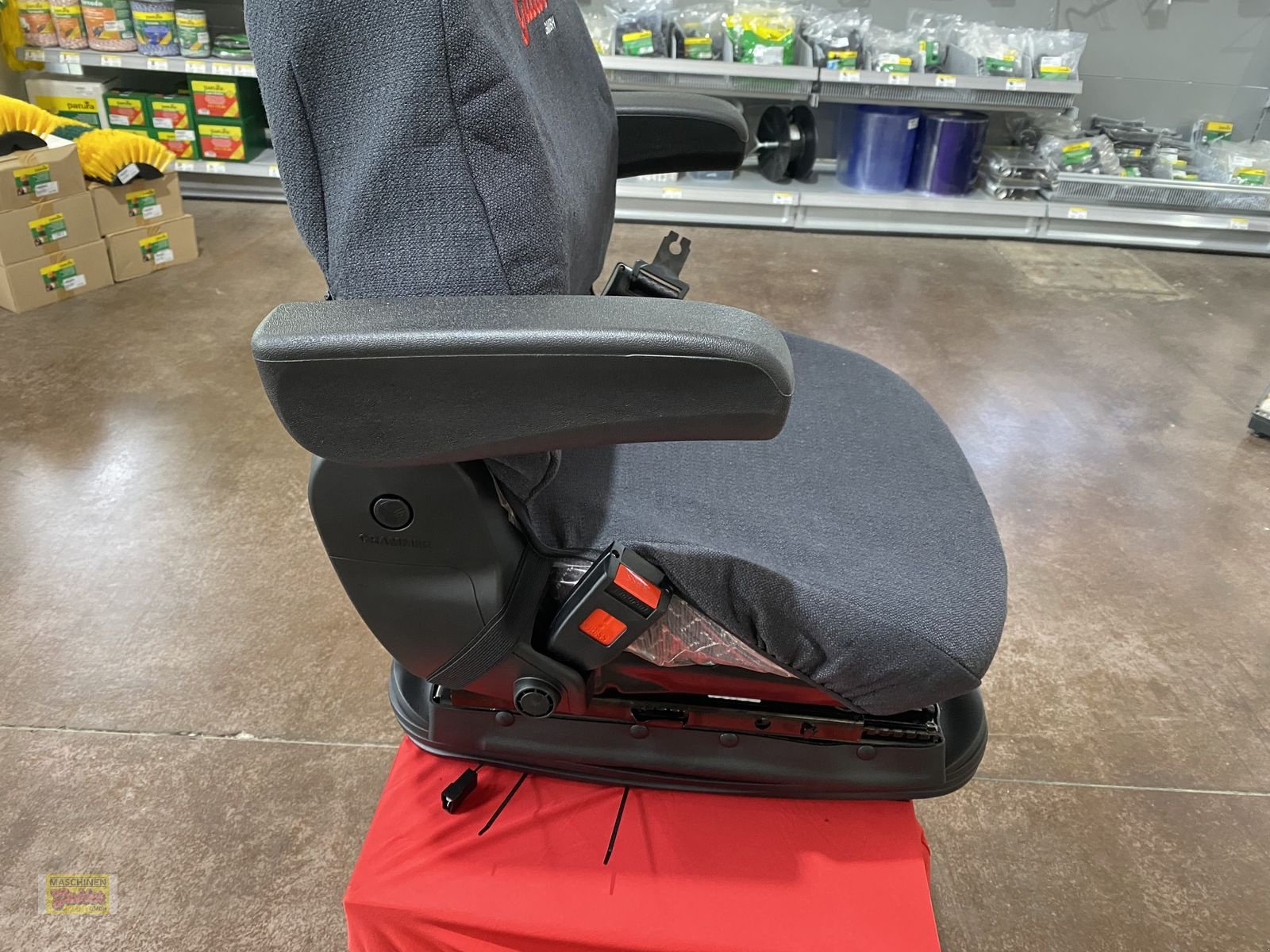 Sonstige Traktorteile des Typs Grammer Traktorsitz Luftsitz MSG95G/721, Neumaschine in Kötschach (Bild 13)