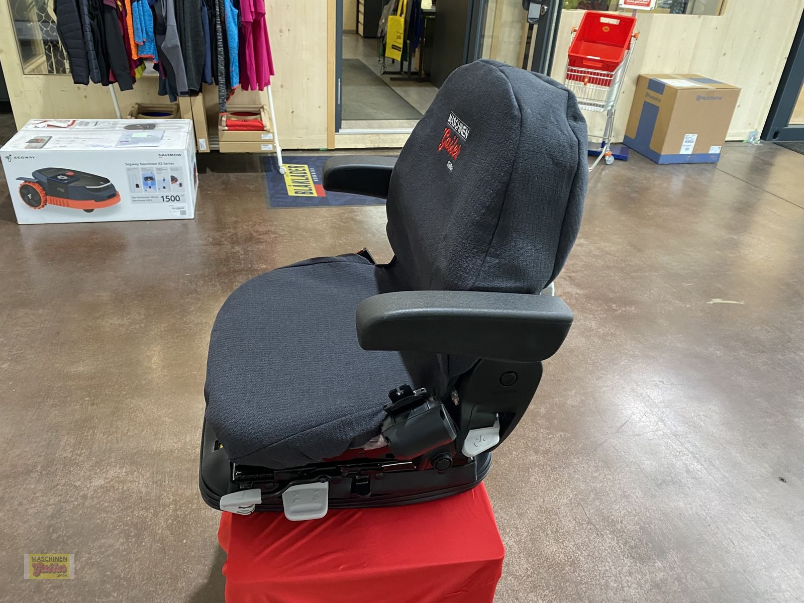 Sonstige Traktorteile des Typs Grammer Traktorsitz Luftsitz MSG95G/721, Neumaschine in Kötschach (Bild 4)