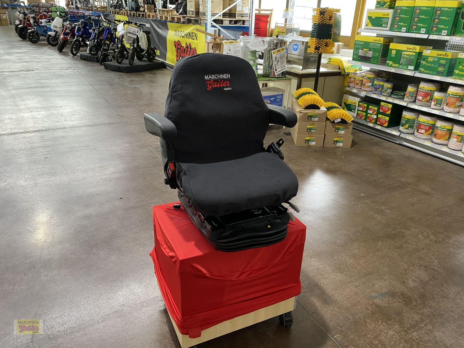 Sonstige Traktorteile des Typs Grammer Traktorsitz Luftsitz MSG95G/721, Neumaschine in Kötschach (Bild 3)